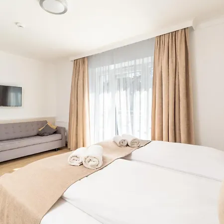 Panorama Park Aparthotel 3*